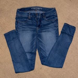 American Eagle size 8 Long skinny jegging super stretch jeans